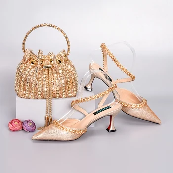 Женские сумки Со Стразами Персикового цвета 2023 года, сексуальные туфли на шпильке Ручной Работы, украшенные Бриллиантами, и сумочка на Шнурке с металлической цепочкой